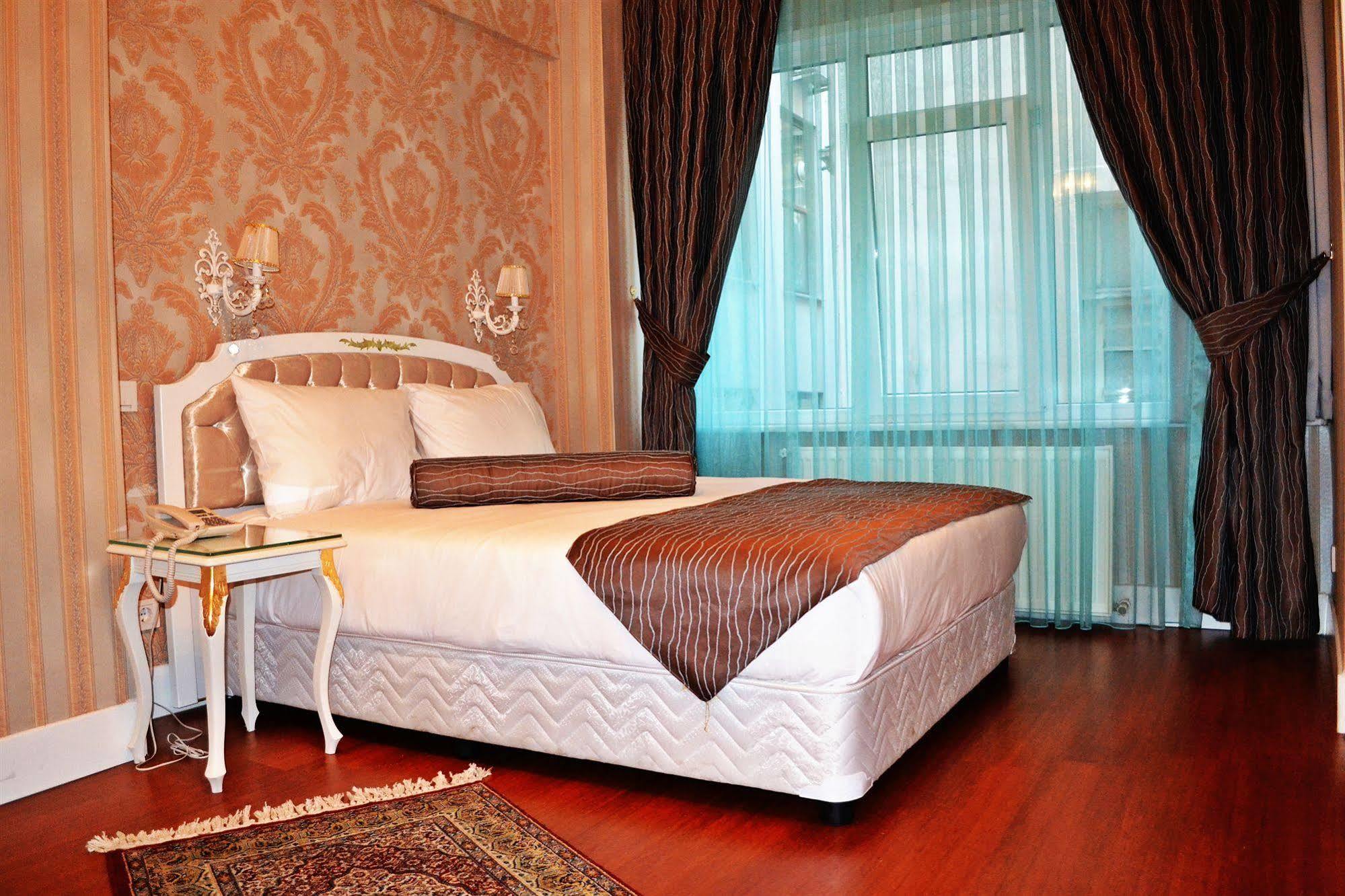 Alyon Hotel Taksim Istanbul Ngoại thất bức ảnh